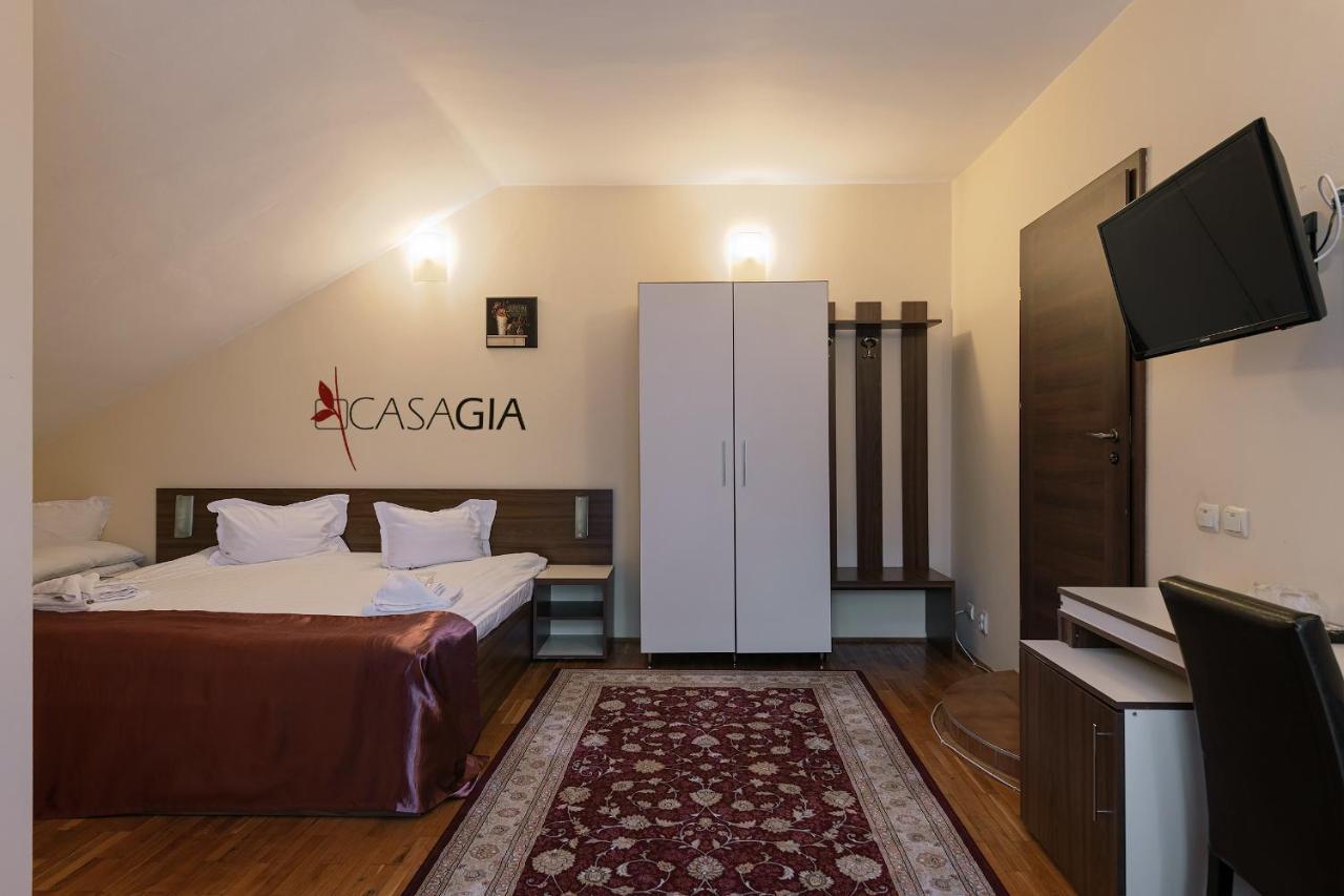 Pension Casa Gia Клуж-Напока Екстериор снимка