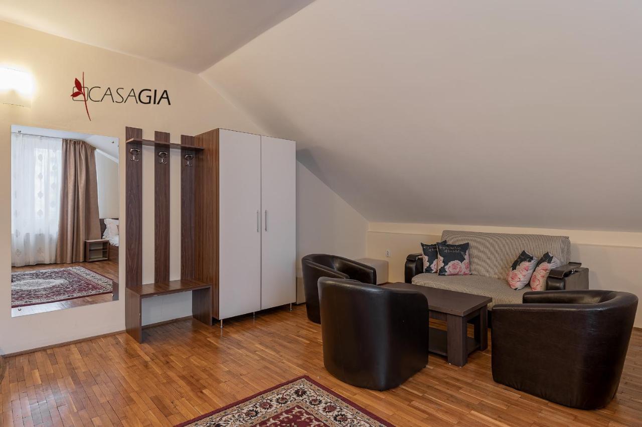 Pension Casa Gia Клуж-Напока Екстериор снимка
