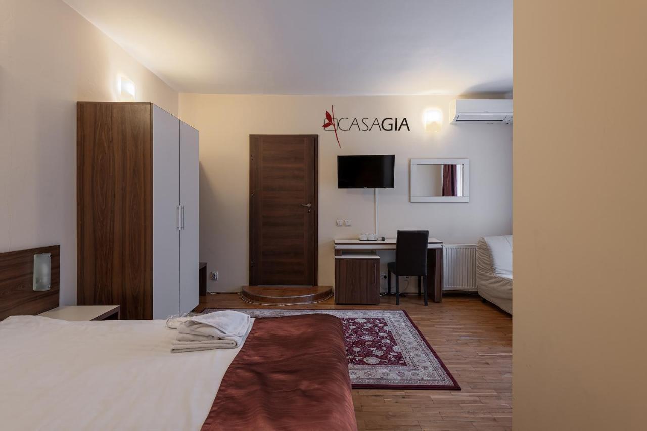 Pension Casa Gia Клуж-Напока Екстериор снимка