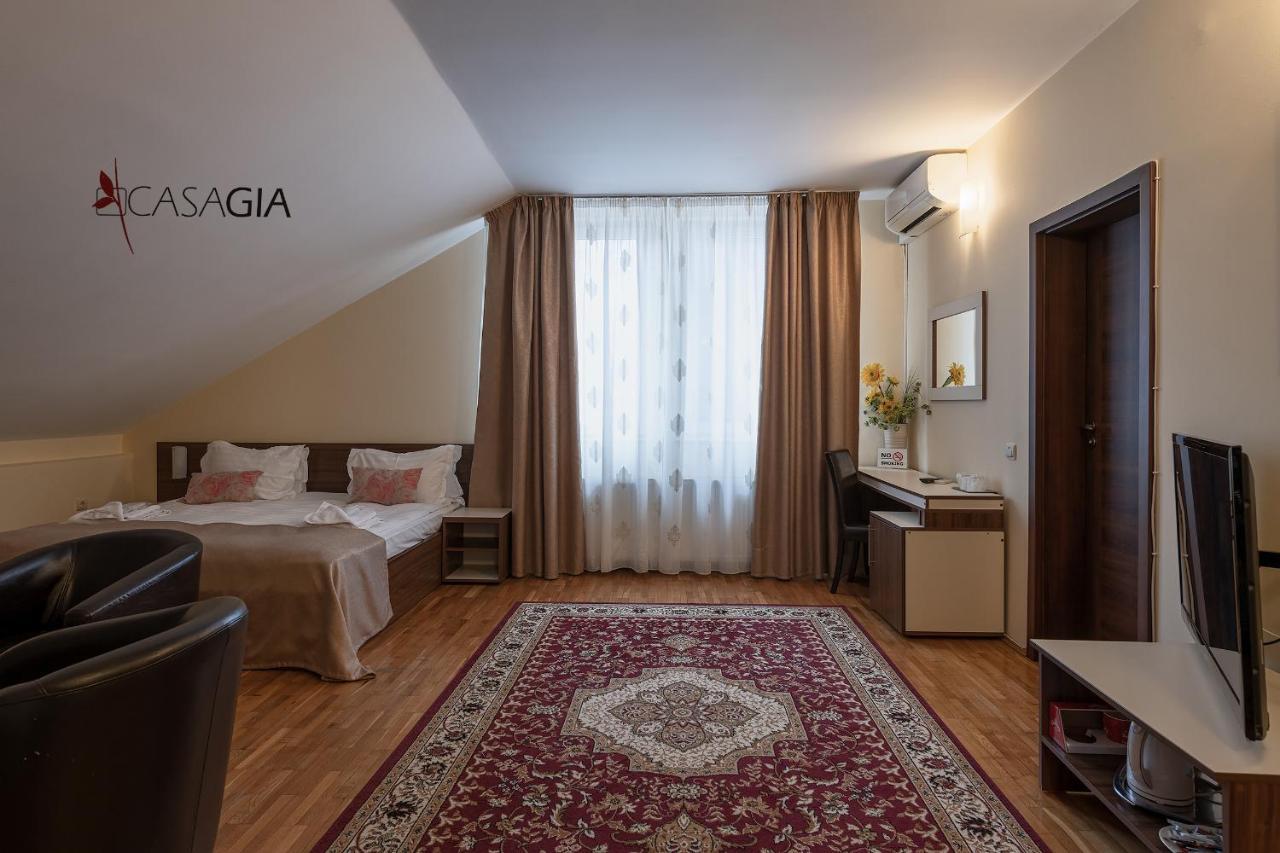 Pension Casa Gia Клуж-Напока Екстериор снимка