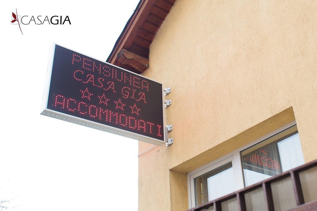 Pension Casa Gia Клуж-Напока Екстериор снимка